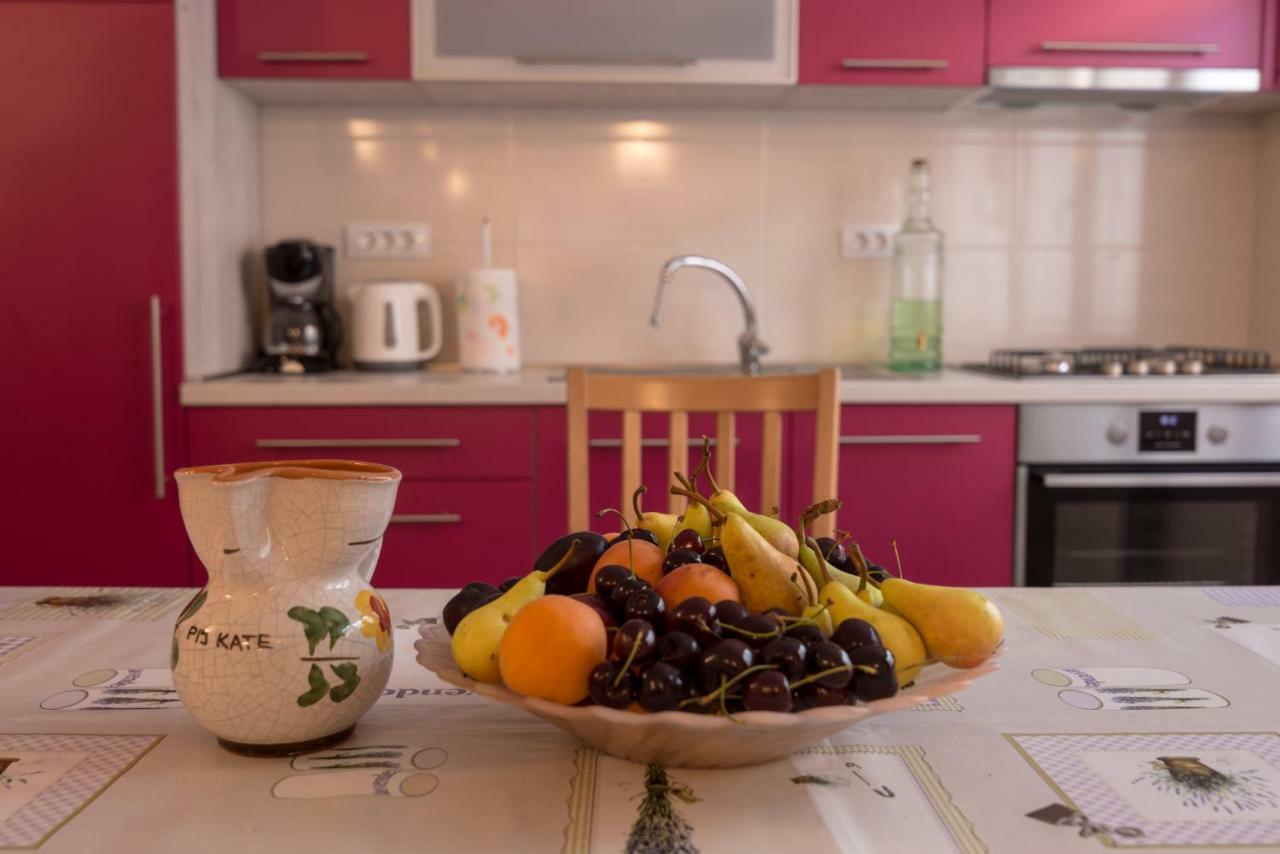 Apartment Katarina พูลา ภายนอก รูปภาพ